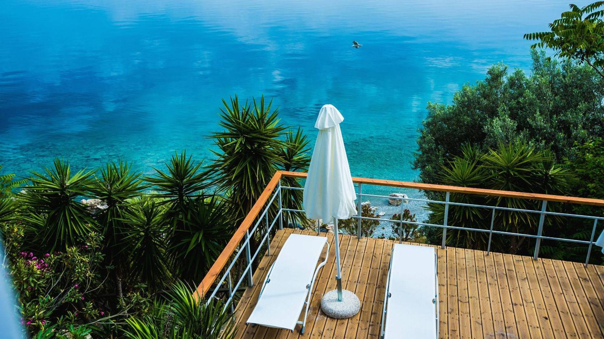 Penelope's Blue Sea Front Residenses דירה Ília